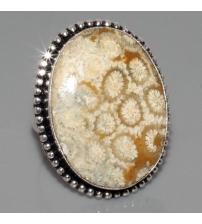 Серебряное кольцо с окаменелым кораллом 19р